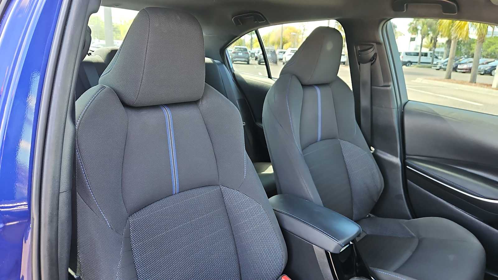 Thumbnail: 2021 Toyota Corolla - 25