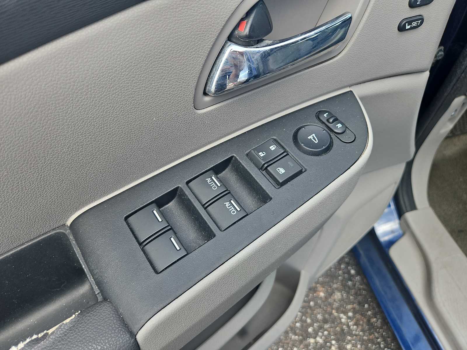 Thumbnail: 2015 Honda Odyssey - 15