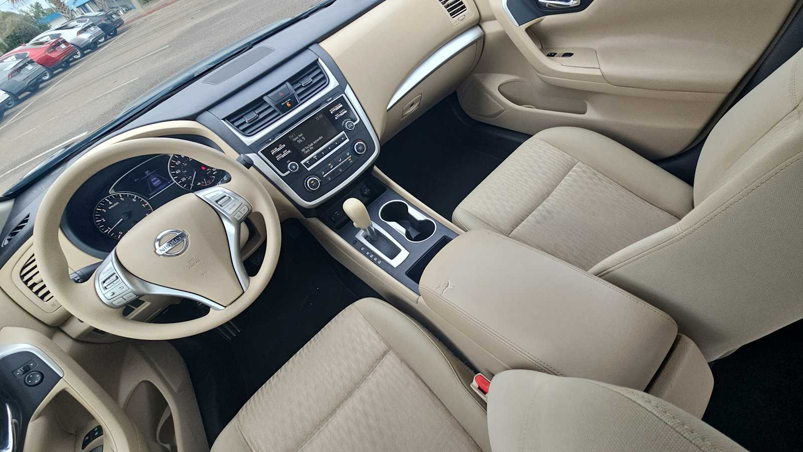 Thumbnail: 2016 Nissan Altima - 21