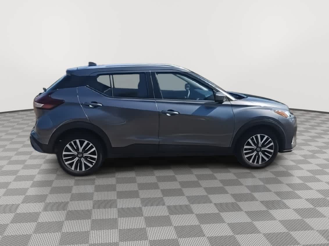 Thumbnail: 2021 Nissan Kicks - 9