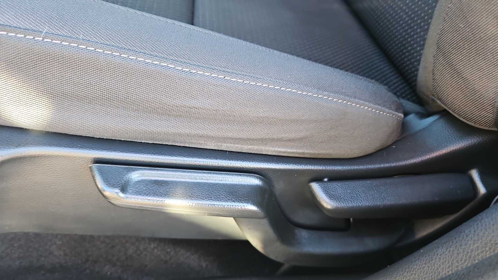 Thumbnail: 2019 Honda HR-V - 14