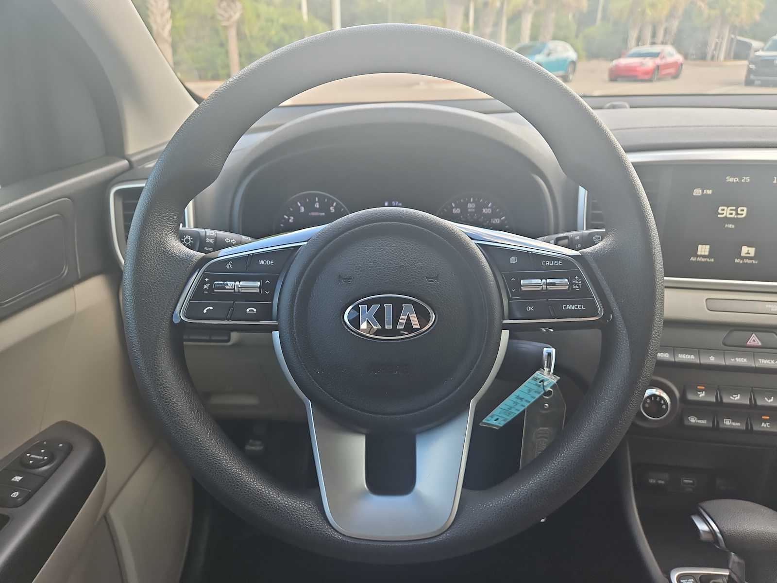Thumbnail: 2020 Kia Sportage - 11