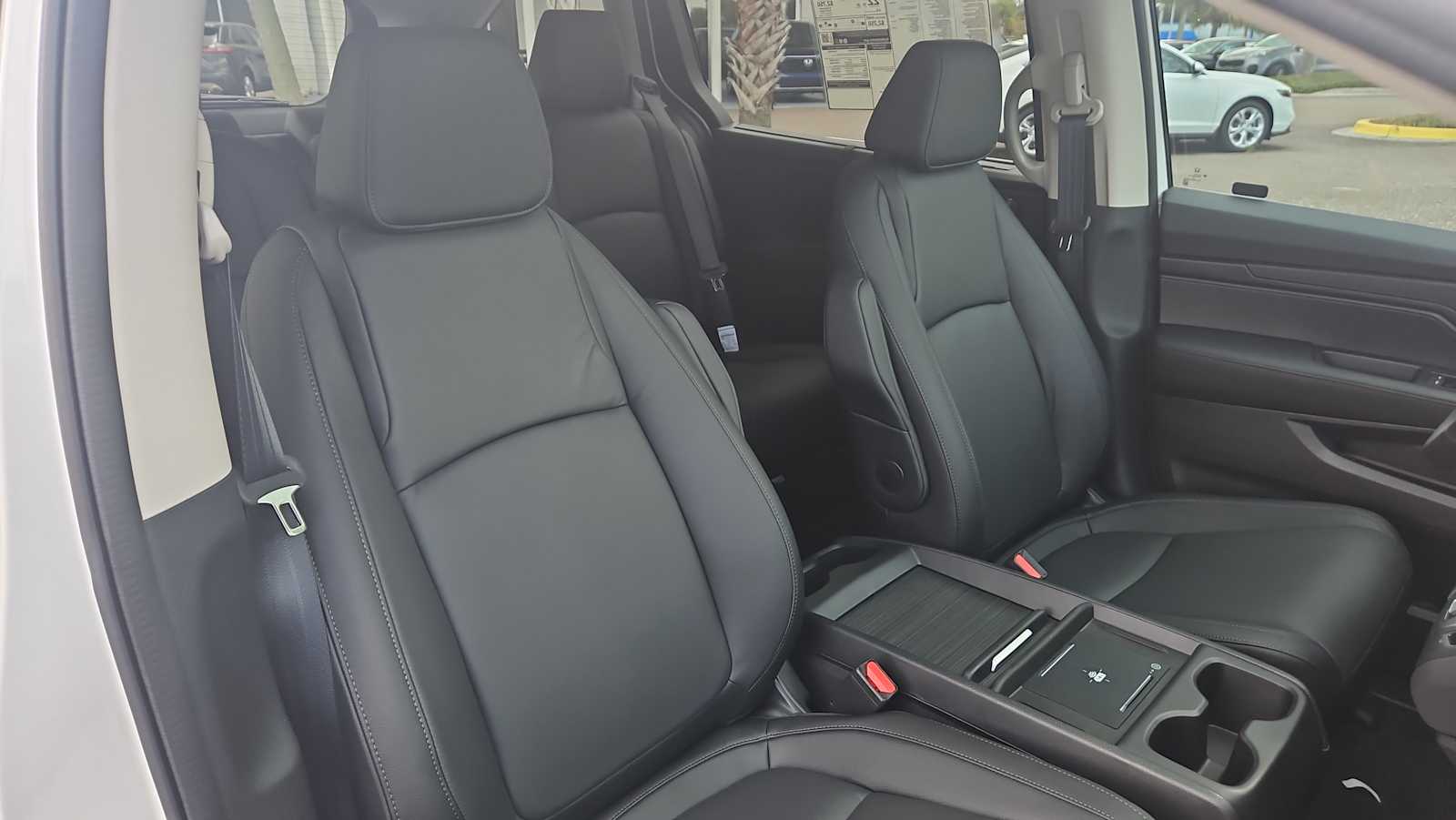 2026 Honda Odyssey EX-L - Photo 26