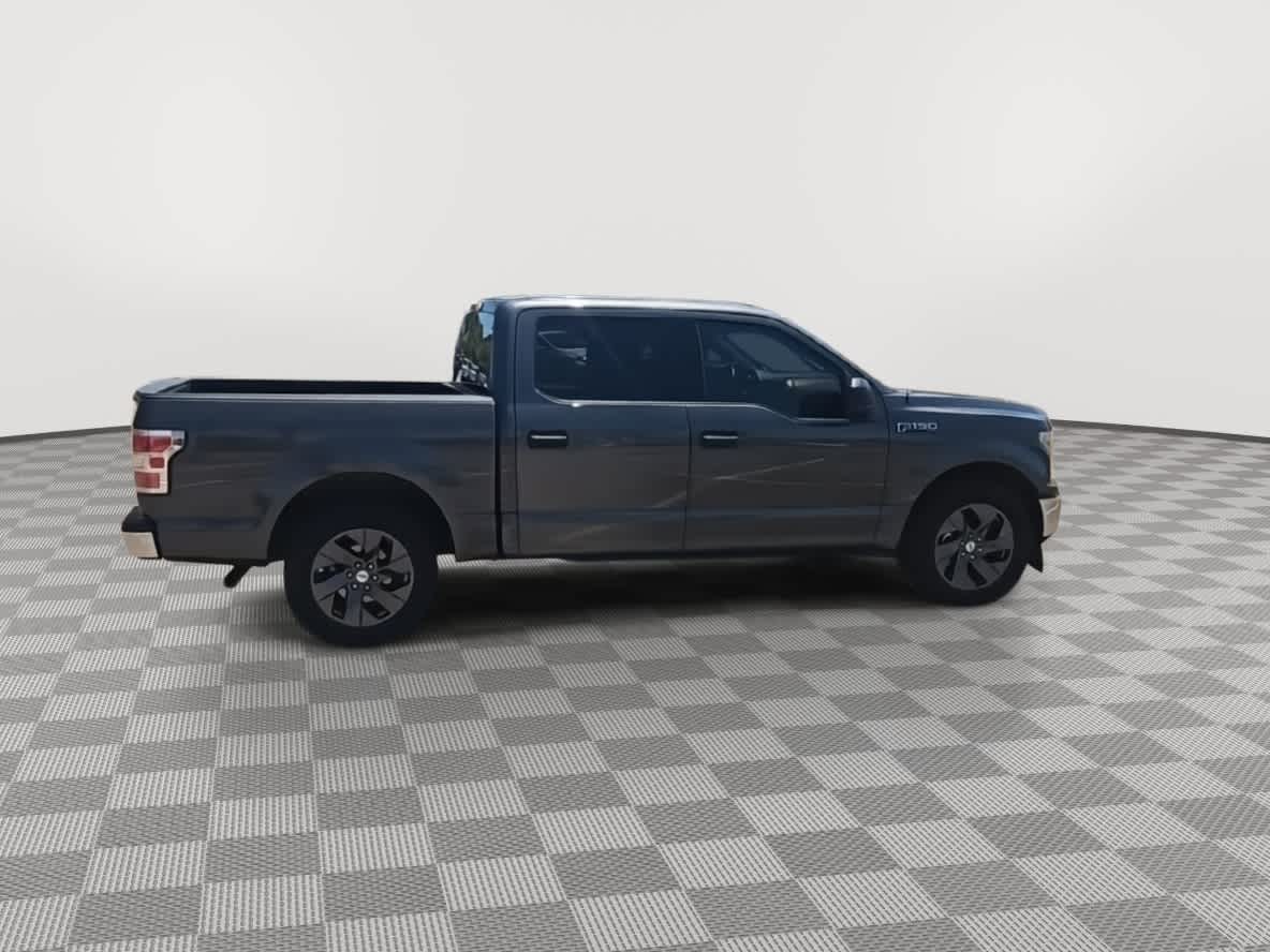 Thumbnail: 2018 Ford F-150 - 9