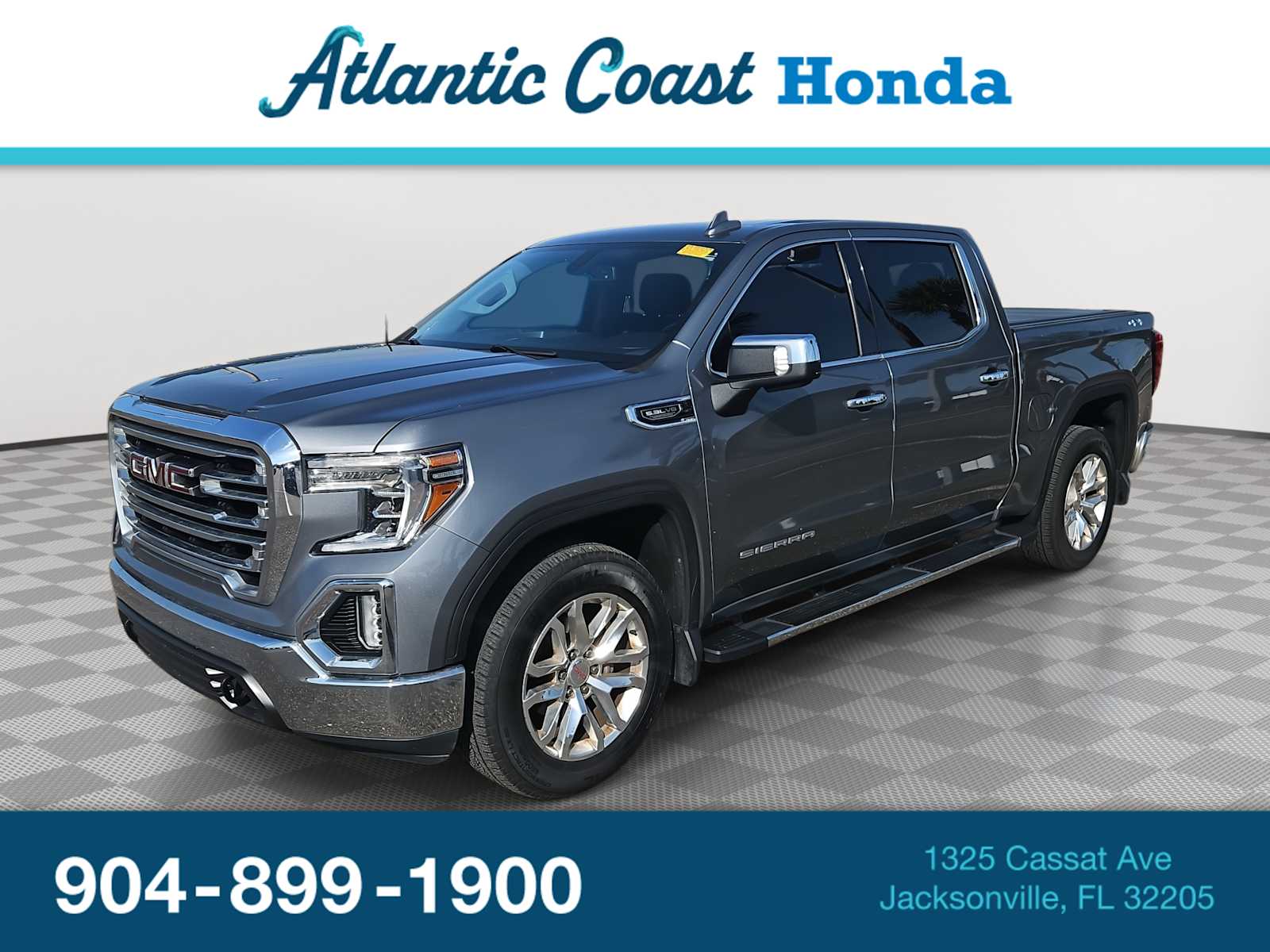 2019 GMC Sierra 4WD Crew Cab Short Box SLT's photo