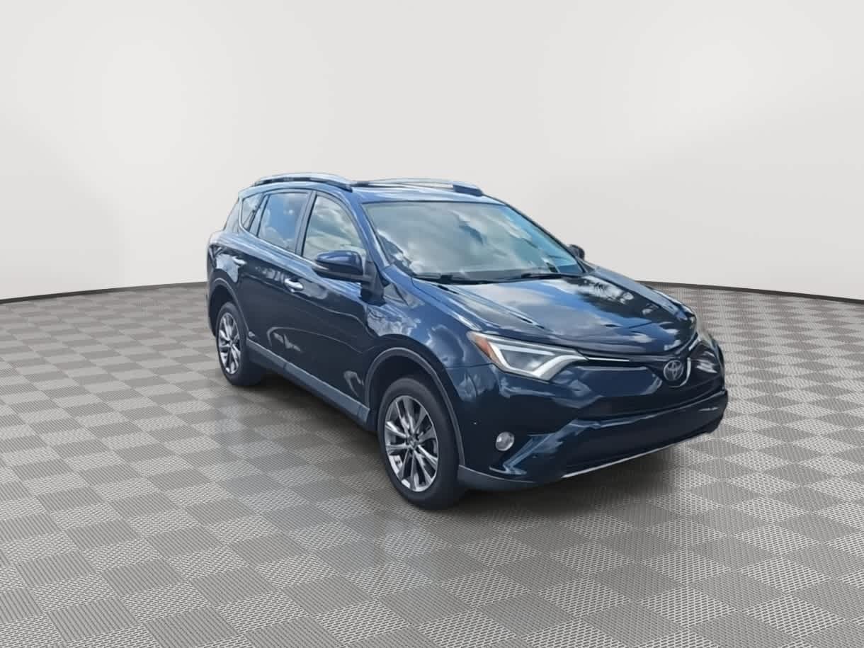 2017 Toyota RAV4 Limited photo 2