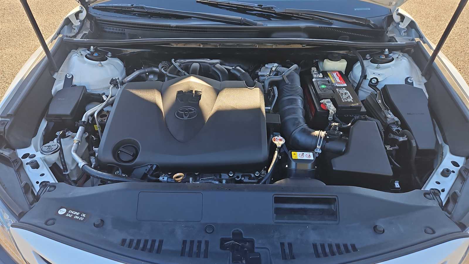 Thumbnail: 2018 Toyota Camry - 18