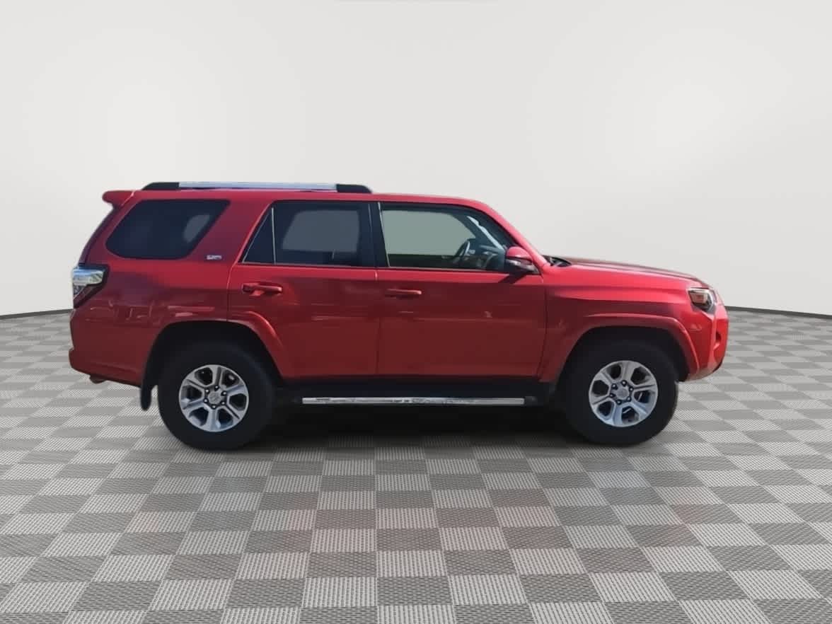 Thumbnail: 2020 Toyota 4Runner - 8