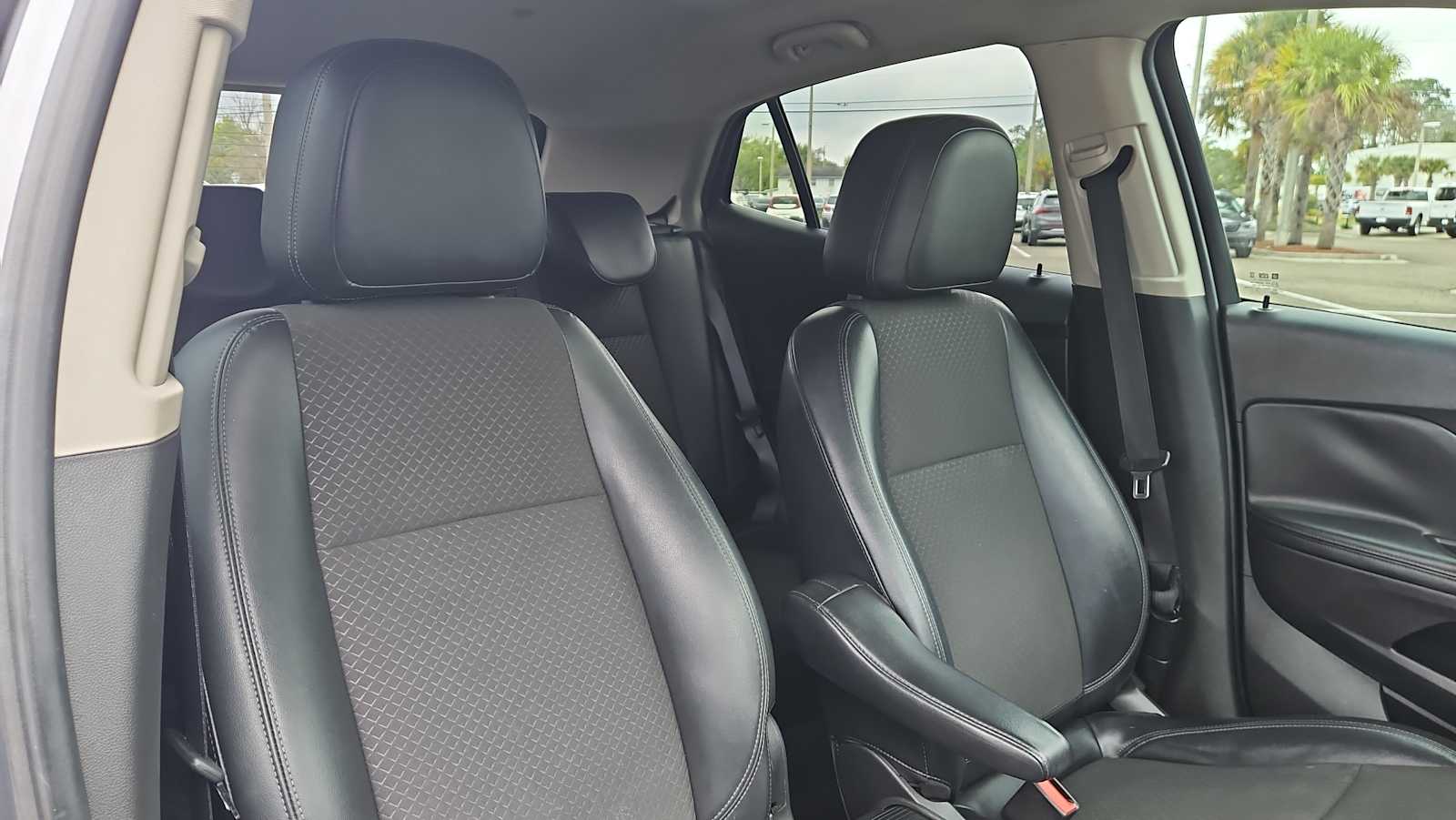 Thumbnail: 2019 Buick Encore - 25