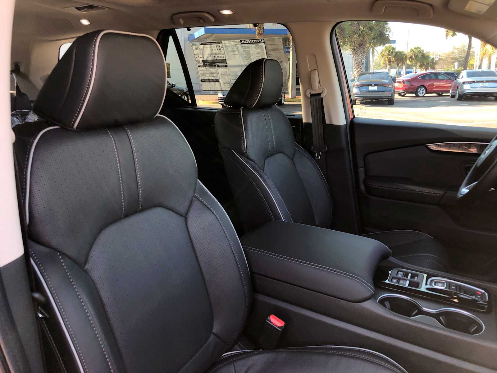 Thumbnail: 2025 Honda Pilot - 27