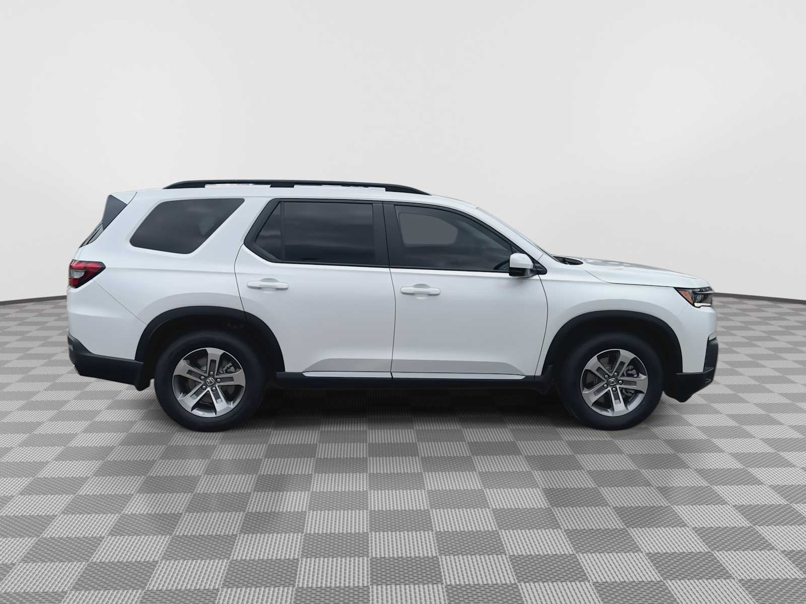 Thumbnail: 2026 Honda Pilot - 9