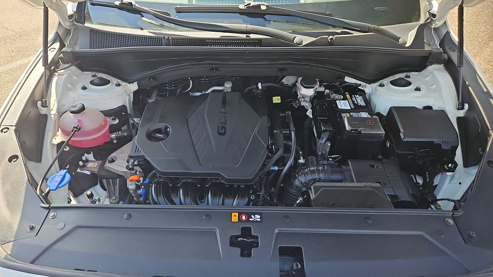 Thumbnail: 2023 Hyundai Santa Fe - 19