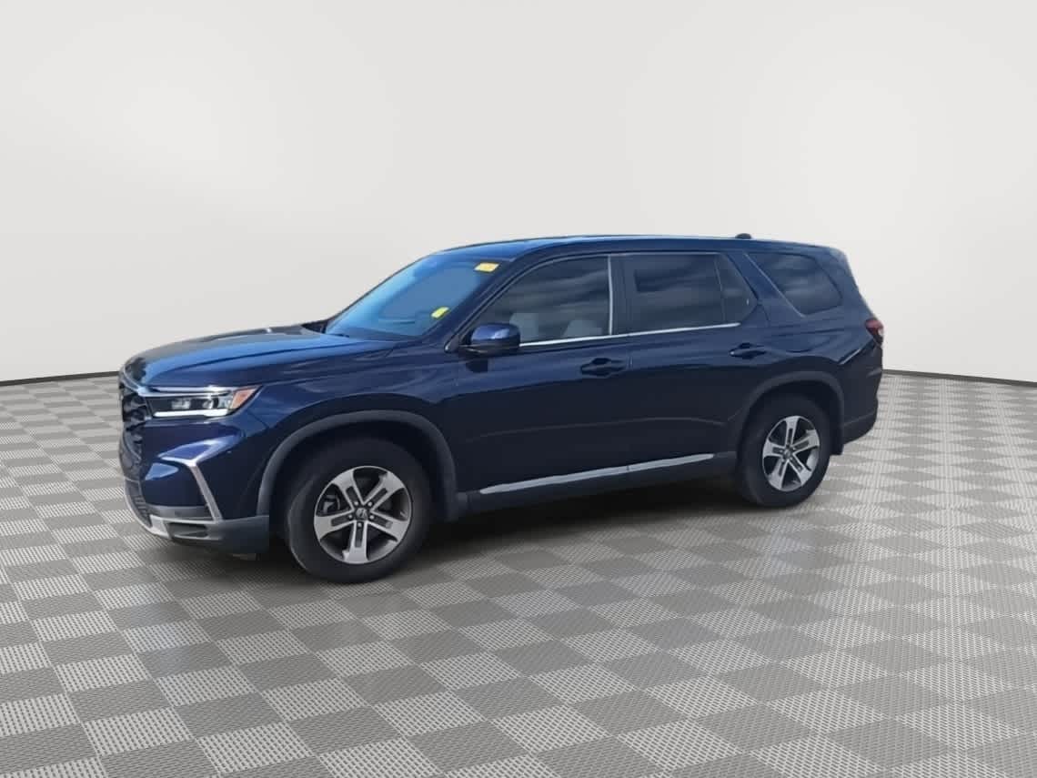 Thumbnail: 2023 Honda Pilot - 4