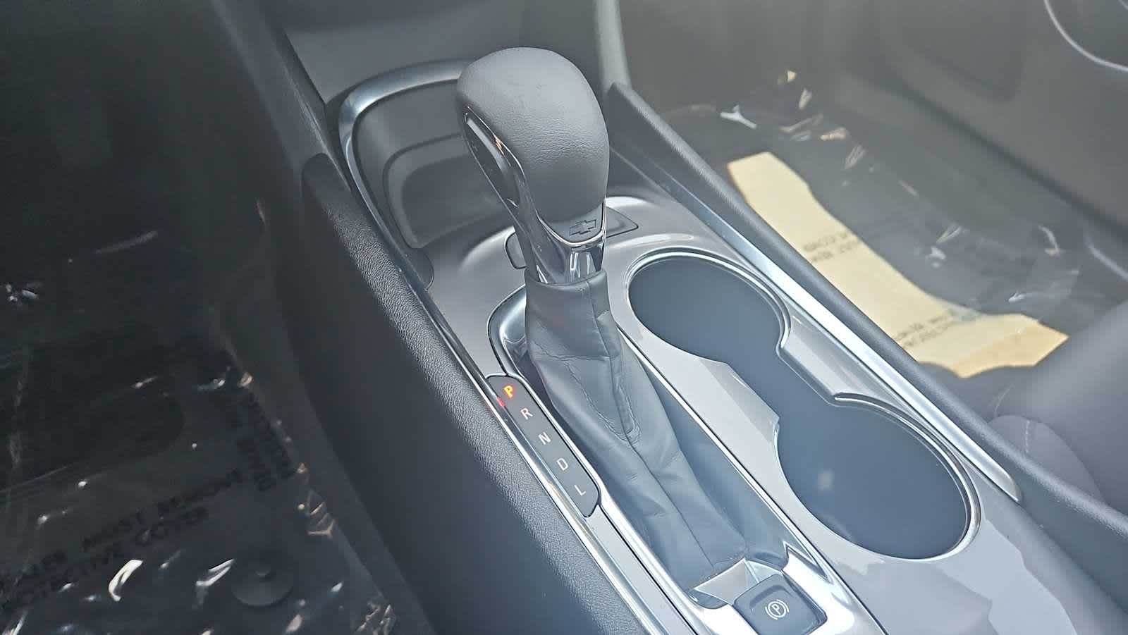 Thumbnail: 2023 Chevrolet Malibu - 21