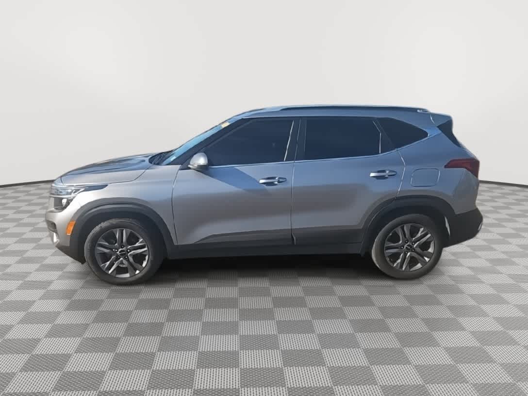 Thumbnail: 2022 Kia Seltos - 5