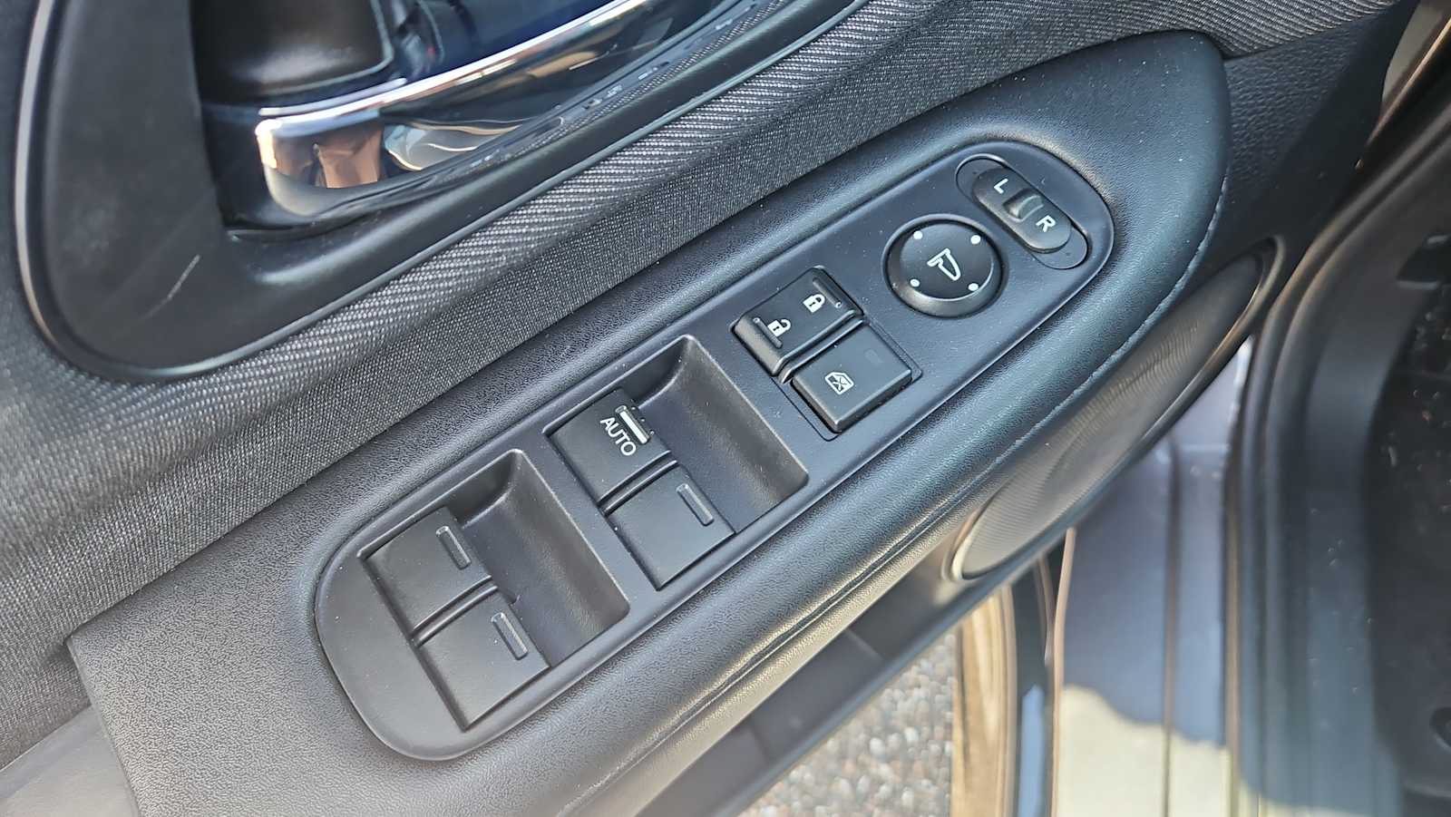 Thumbnail: 2022 Honda HR-V - 15