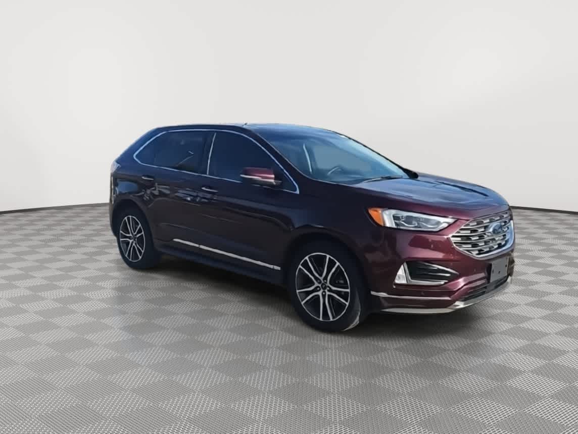 Thumbnail: 2019 Ford Edge - 2