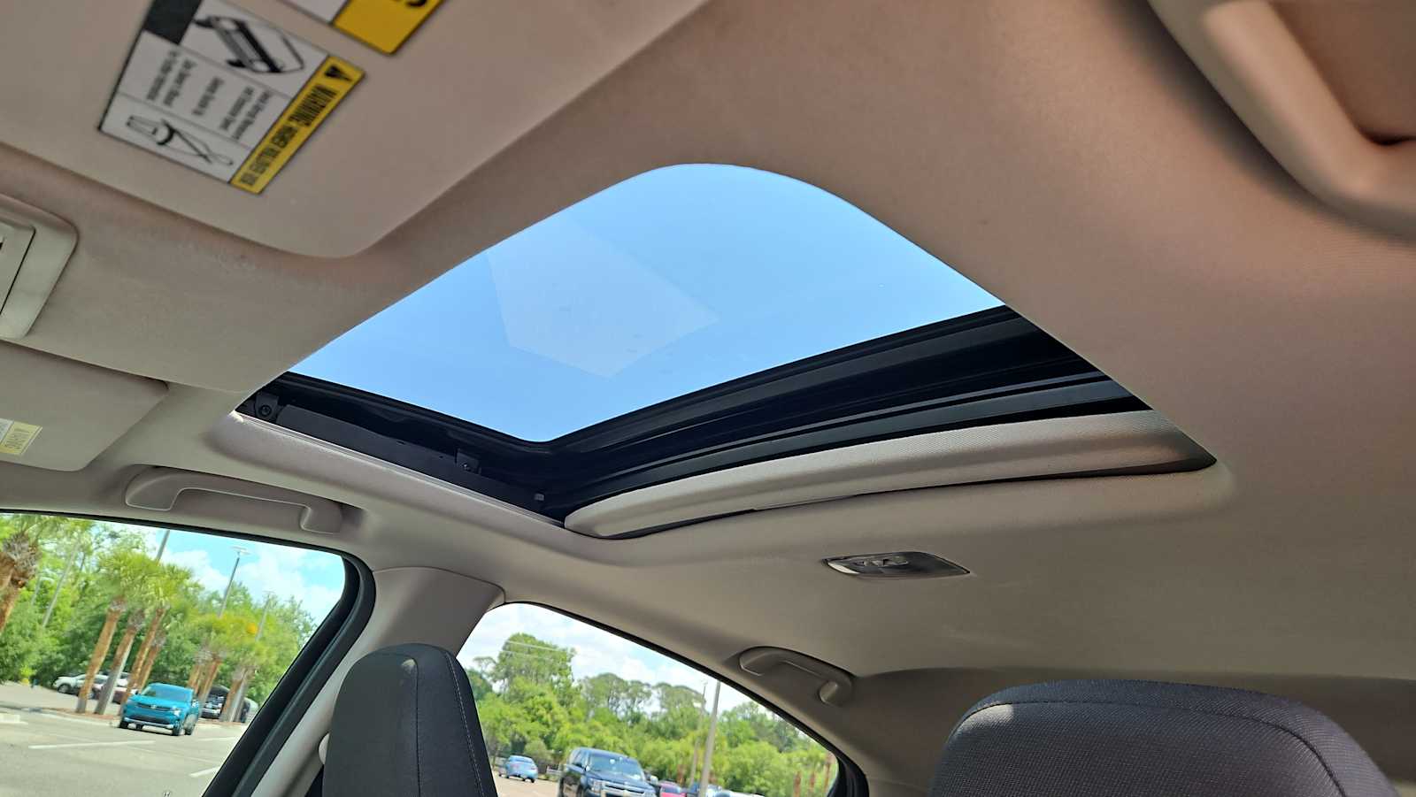 Thumbnail: 2019 Honda HR-V - 16