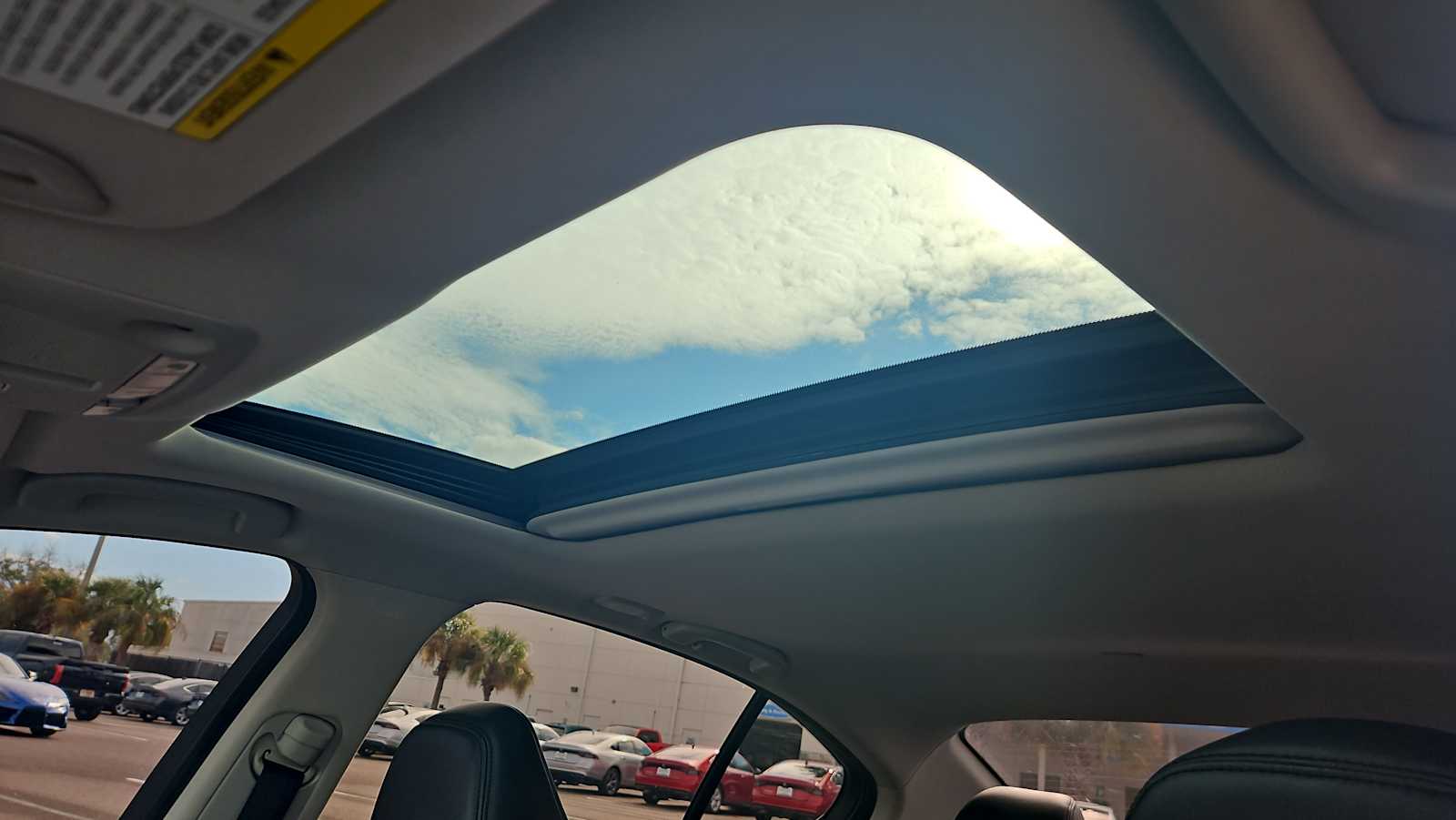 Thumbnail: 2019 INFINITI Q50 - 16