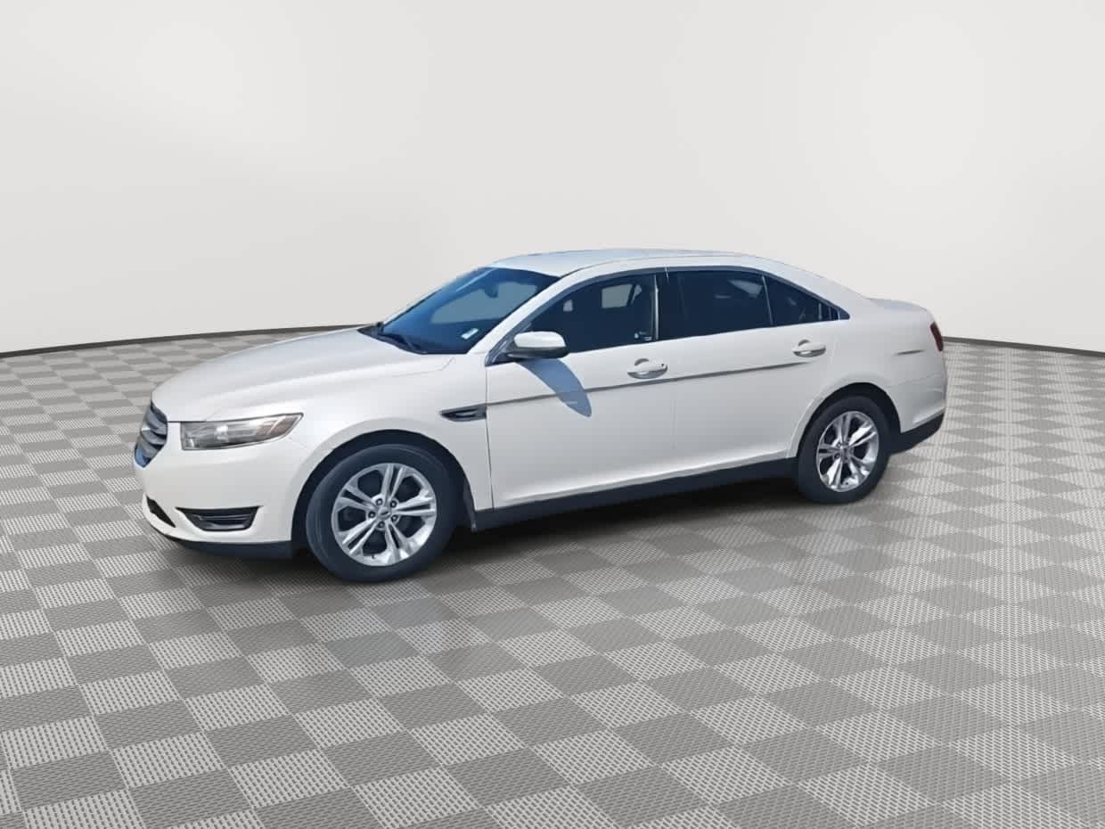 Thumbnail: 2015 Ford Taurus - 4