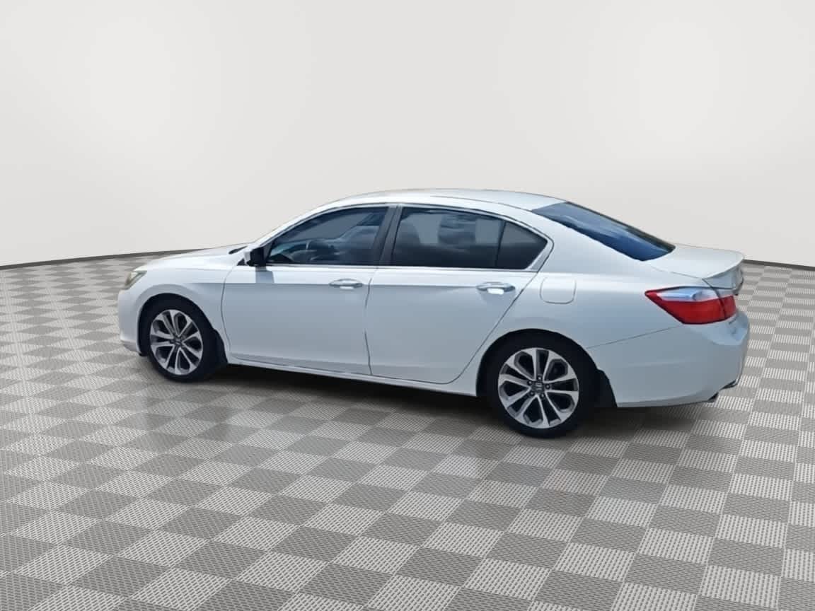 Thumbnail: 2013 Honda Accord - 6