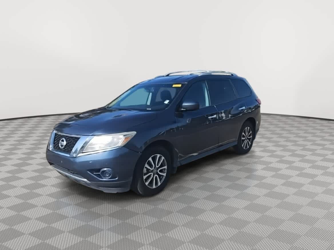 Thumbnail: 2015 Nissan Pathfinder - 4