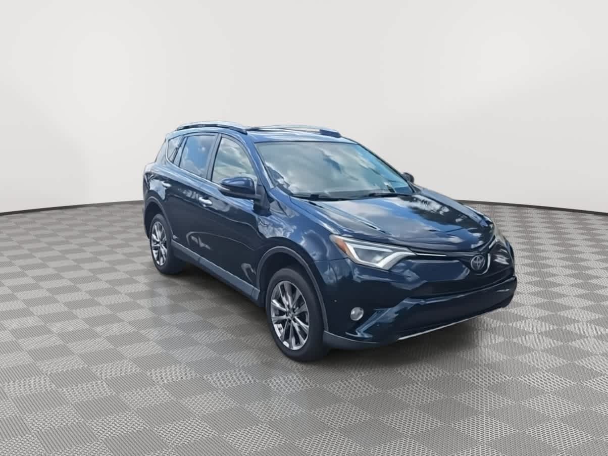 Thumbnail: 2017 Toyota RAV4 - 2