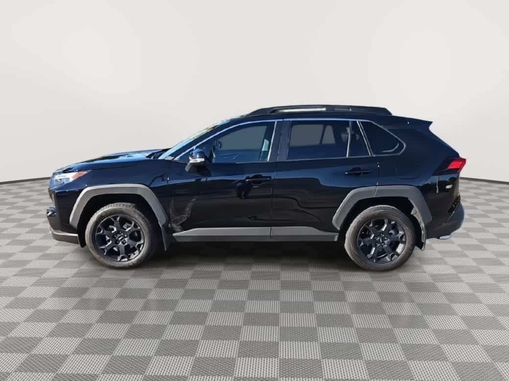 Thumbnail: 2022 Toyota RAV4 - 5