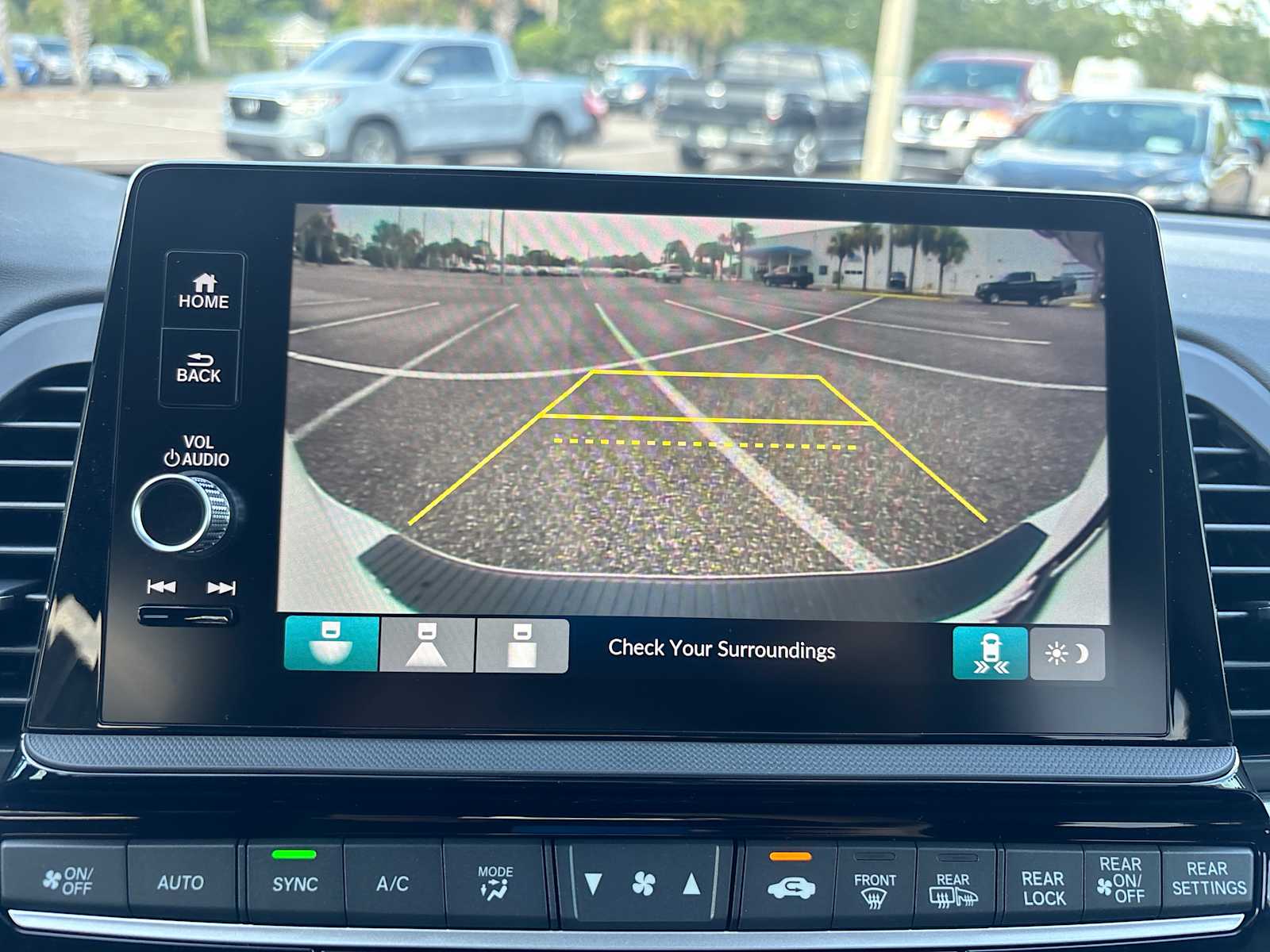 Thumbnail: 2026 Honda Odyssey - 23