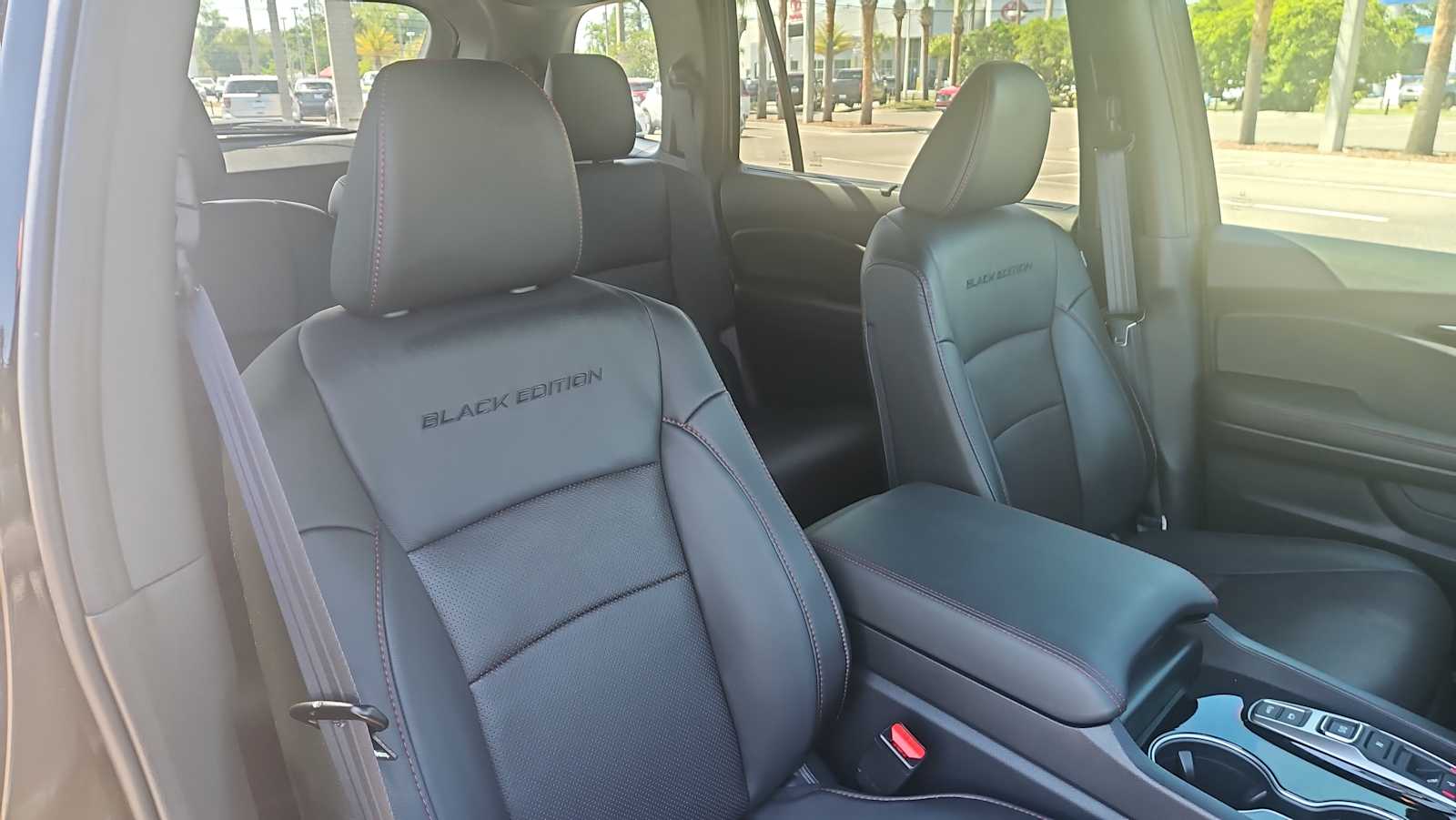 Thumbnail: 2025 Honda Passport - 26