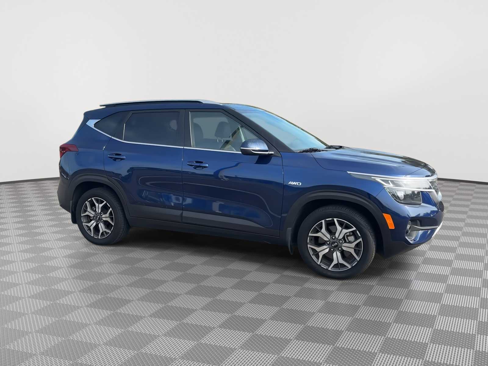 Thumbnail: 2021 Kia Seltos - 2