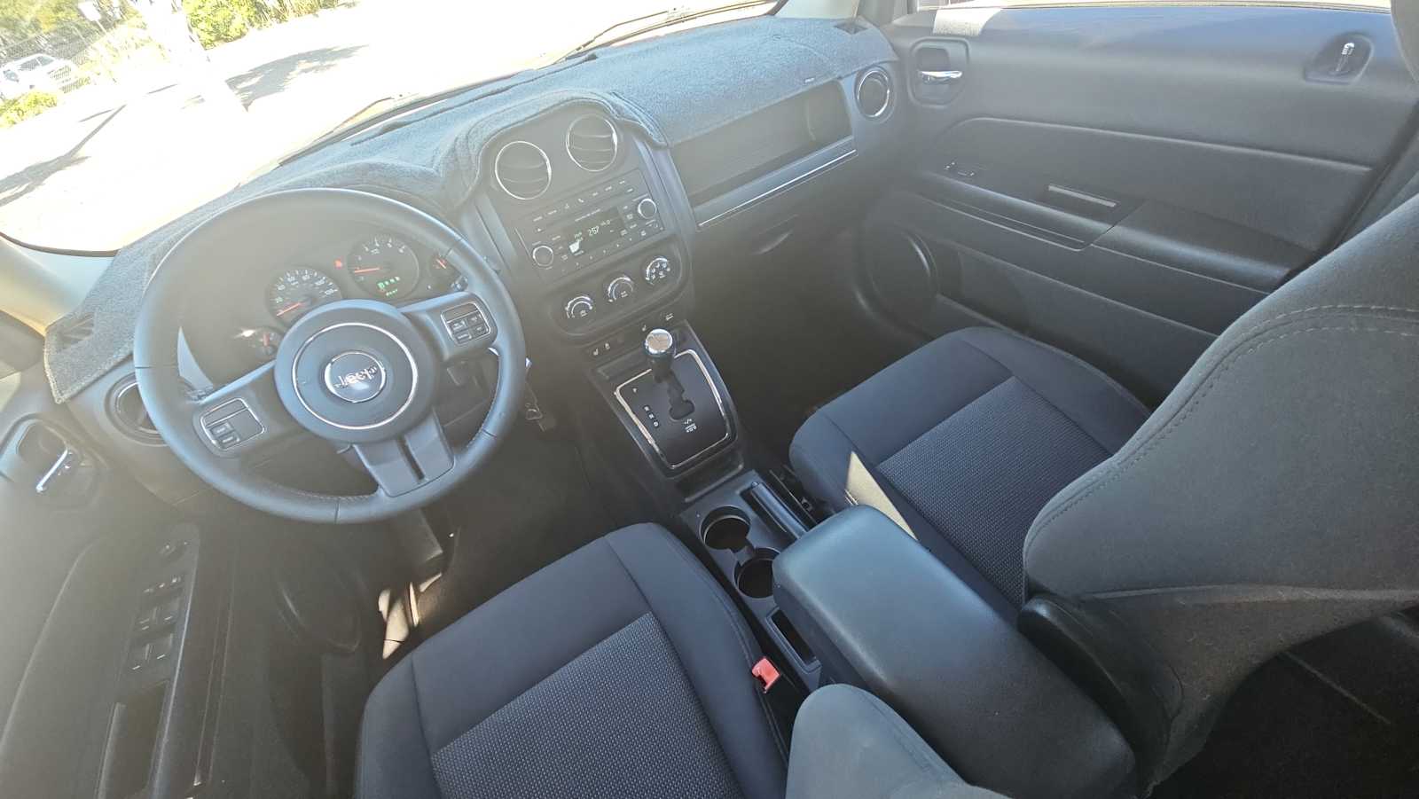 Thumbnail: 2012 Jeep Patriot - 22