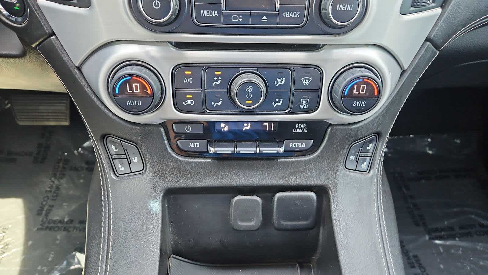 Thumbnail: 2019 GMC Yukon - 17