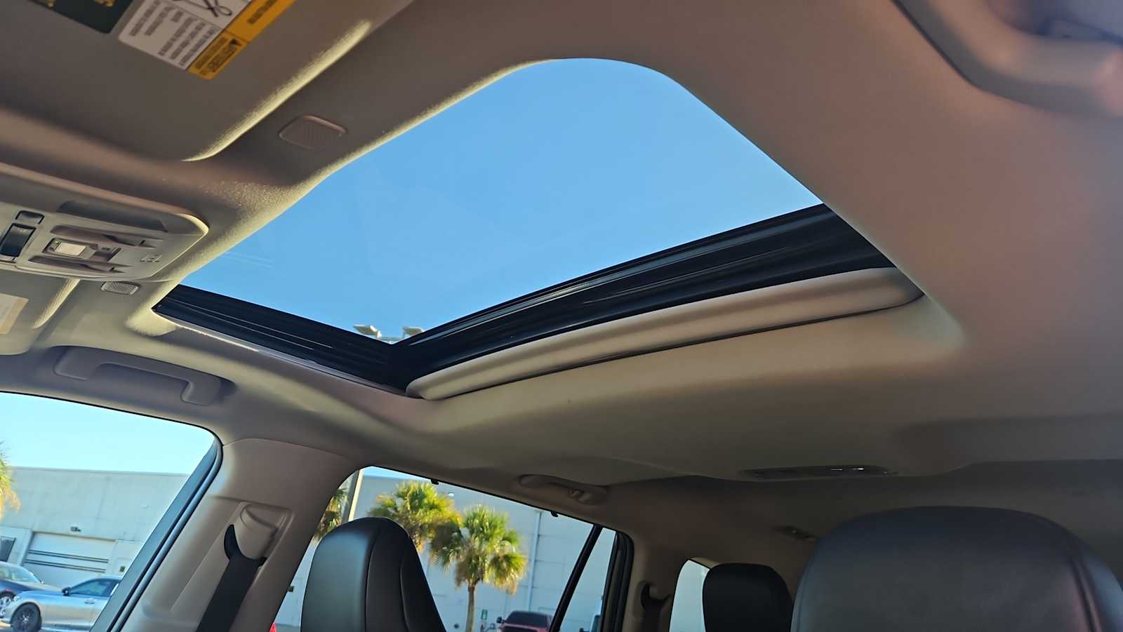 Thumbnail: 2023 Toyota Highlander - 16