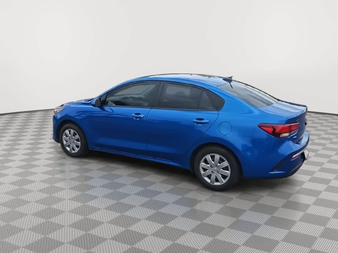 Thumbnail: 2023 Kia Rio - 6