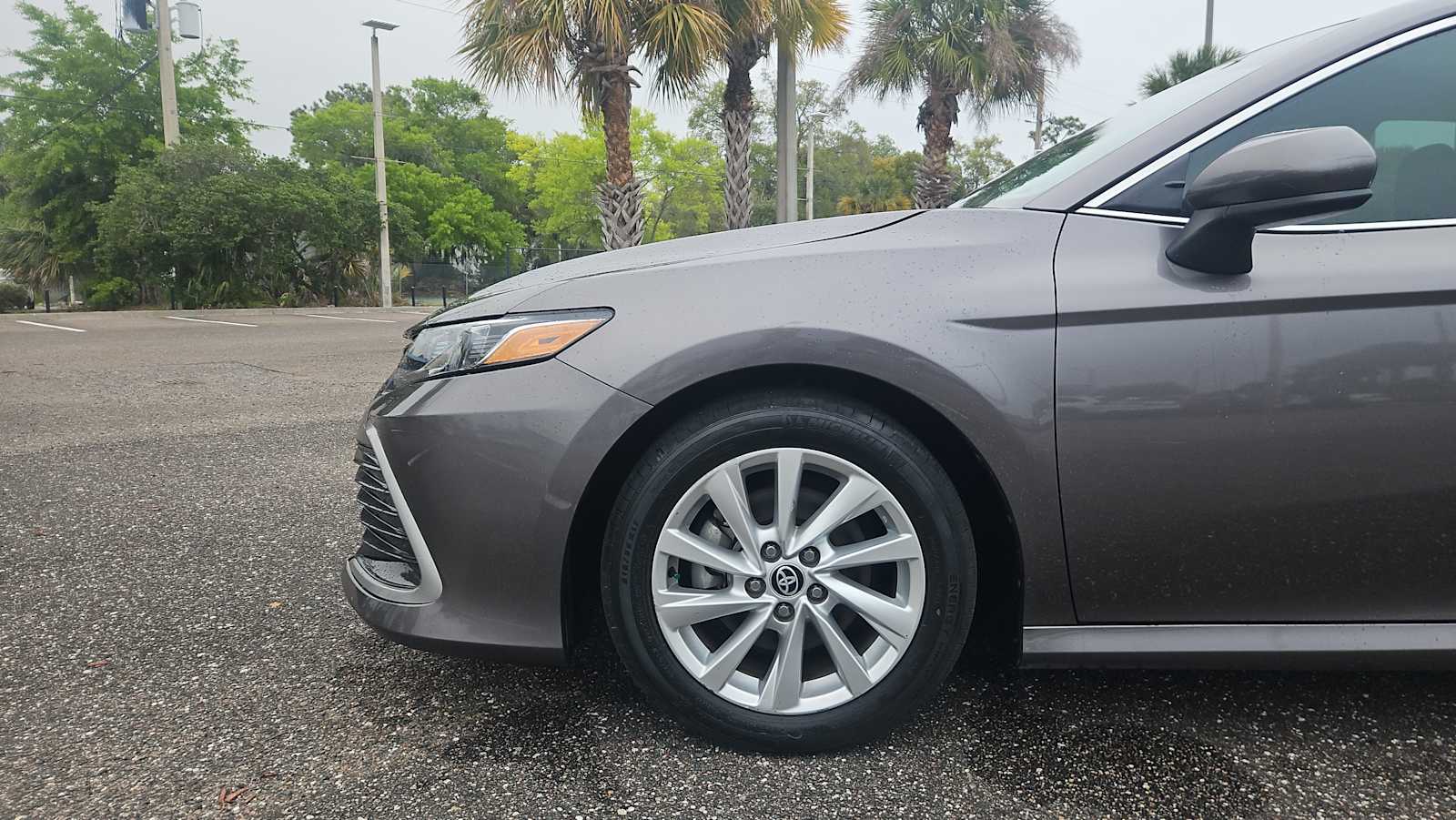 Thumbnail: 2023 Toyota Camry - 18