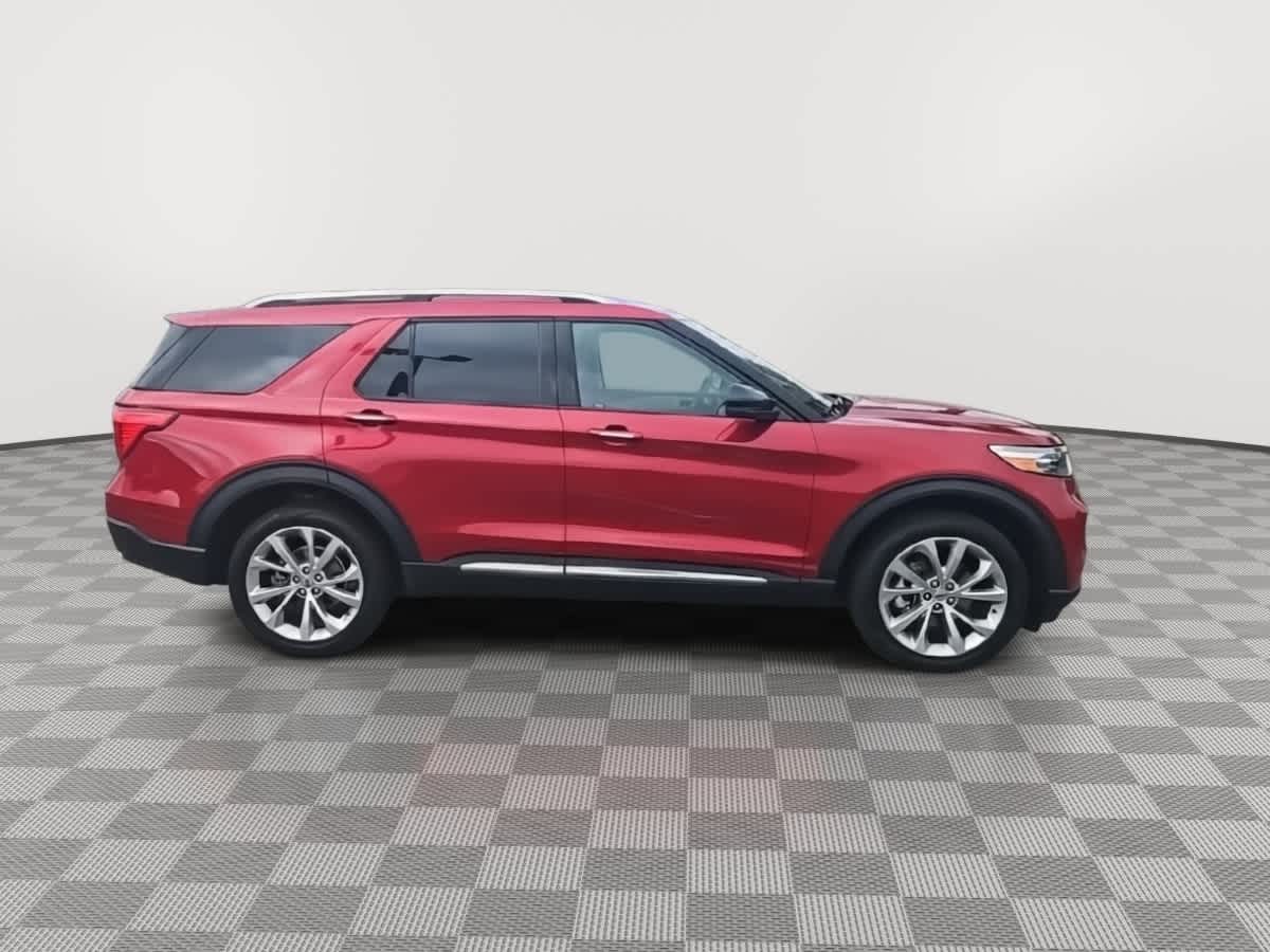 Thumbnail: 2023 Ford Explorer - 9