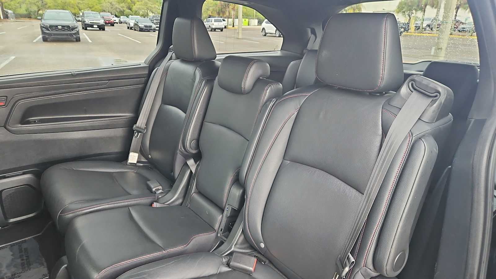 Thumbnail: 2023 Honda Odyssey - 25