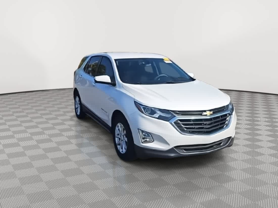 2019 Chevrolet Equinox LT photo 2