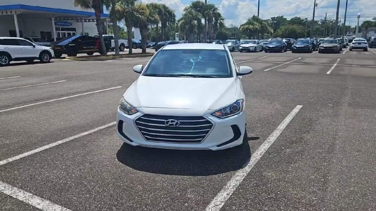 Thumbnail: 2017 Hyundai Elantra - 3