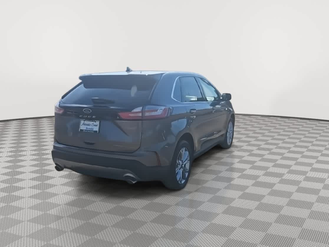 Thumbnail: 2022 Ford Edge - 8