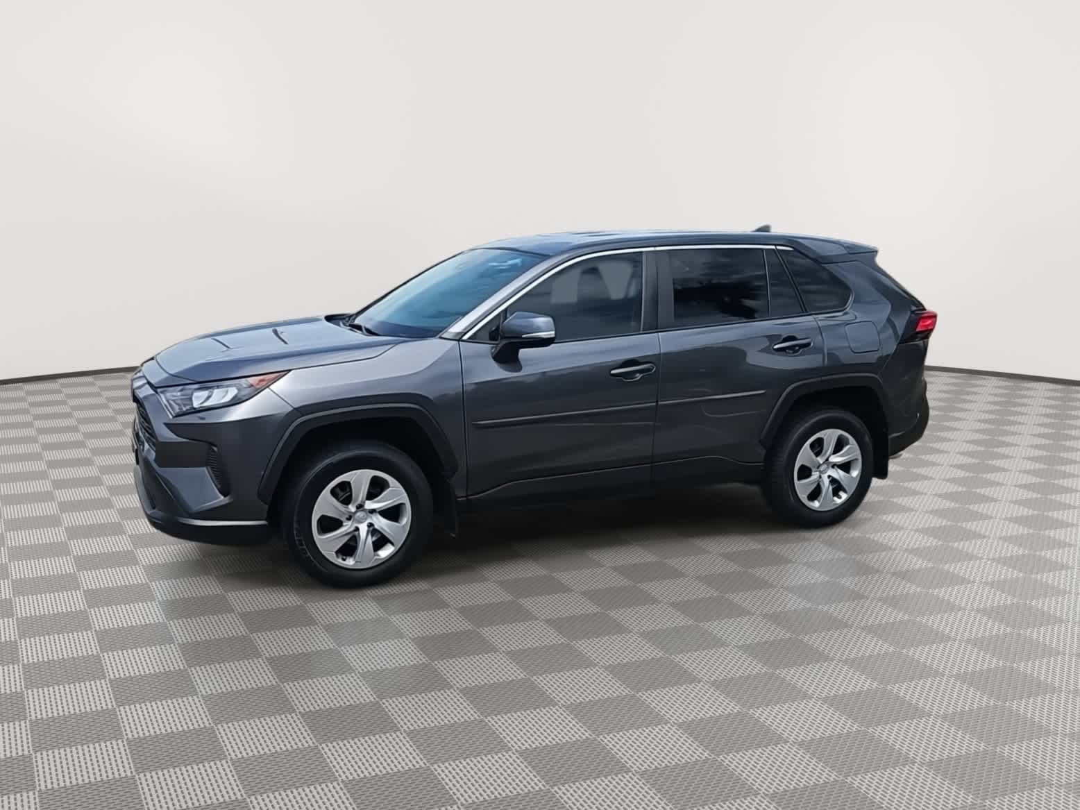 Thumbnail: 2022 Toyota RAV4 - 4