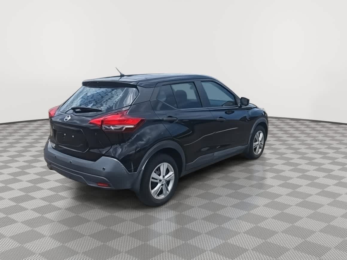 Thumbnail: 2020 Nissan Kicks - 8