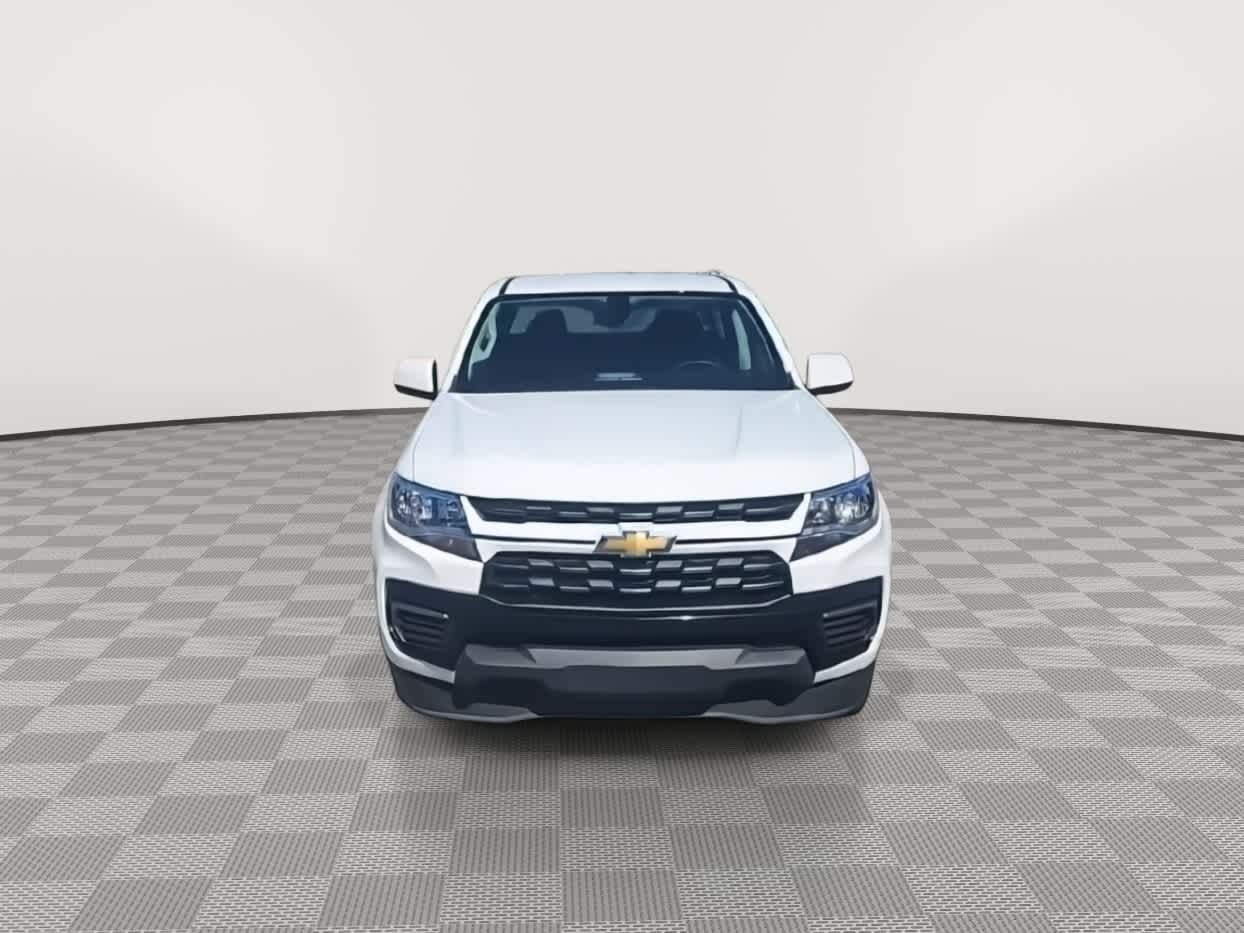 Thumbnail: 2022 Chevrolet Colorado - 3
