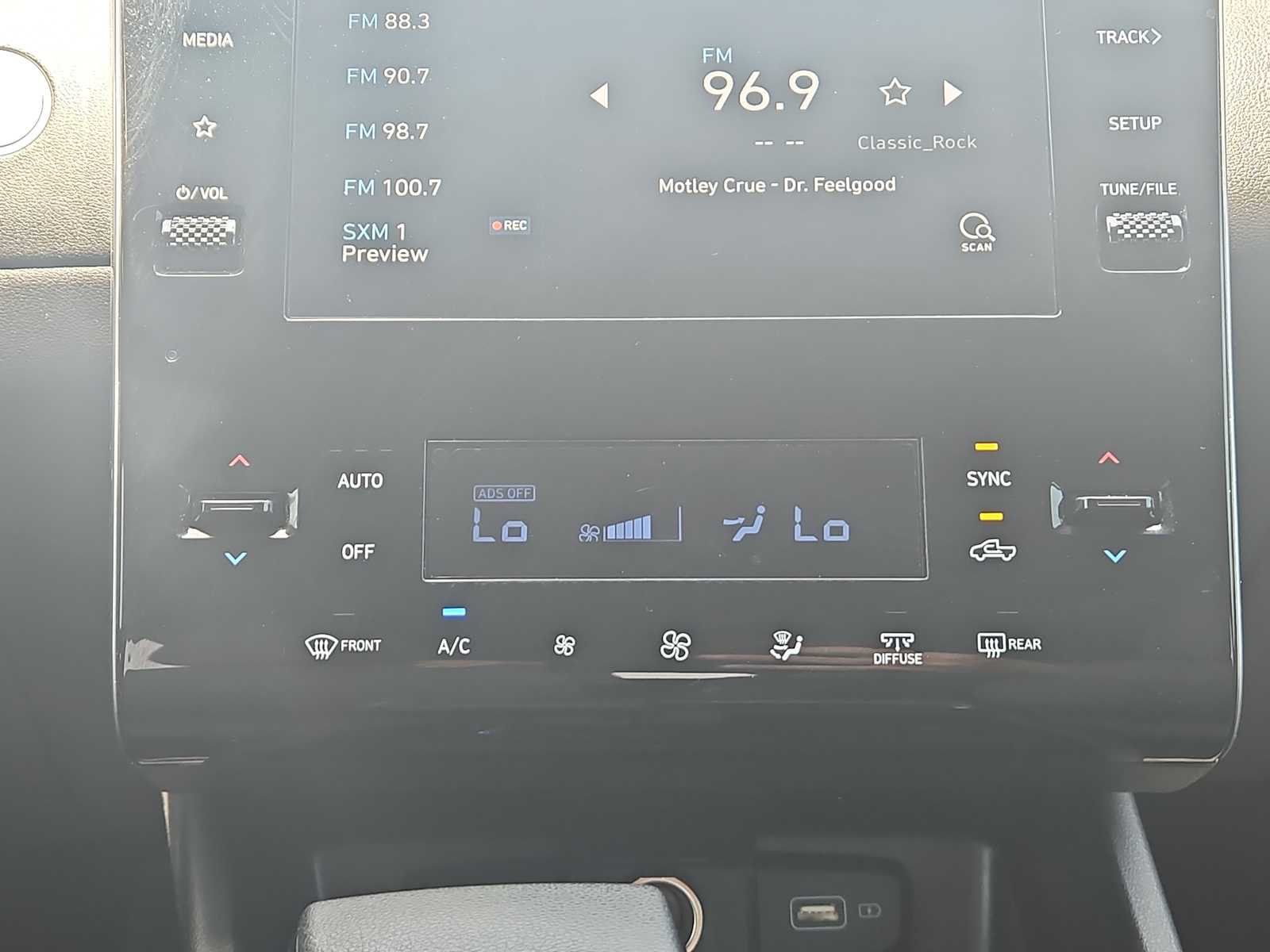 2024 Hyundai Santa Cruz SEL 17