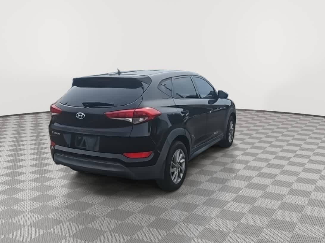 Thumbnail: 2018 Hyundai Tucson - 8