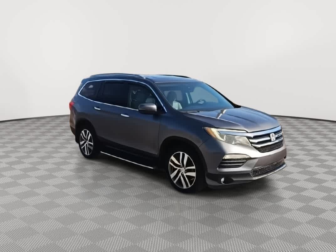 Thumbnail: 2016 Honda Pilot - 2