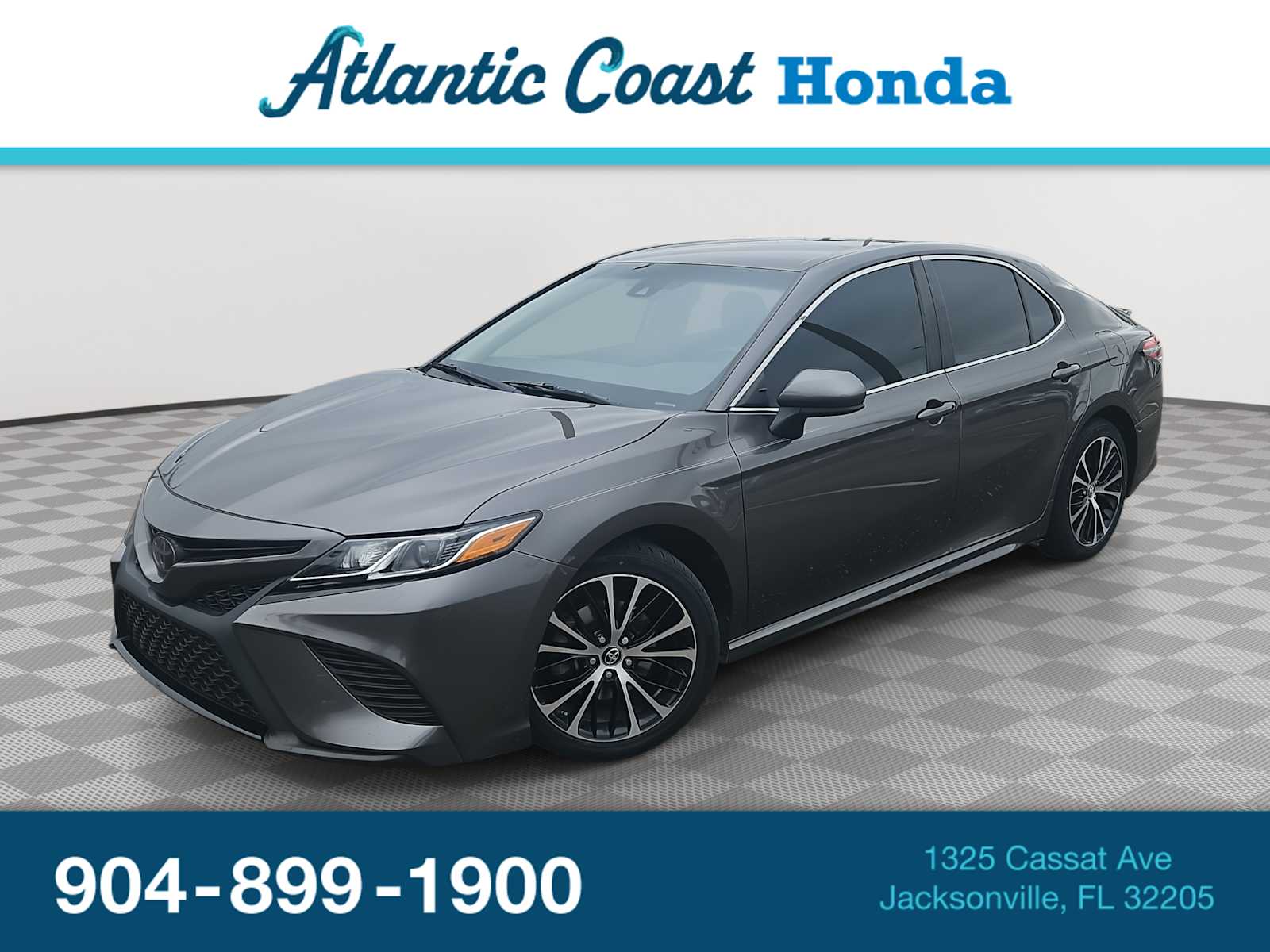 2020 Toyota Camry SE -
                  Jacksonville, FL