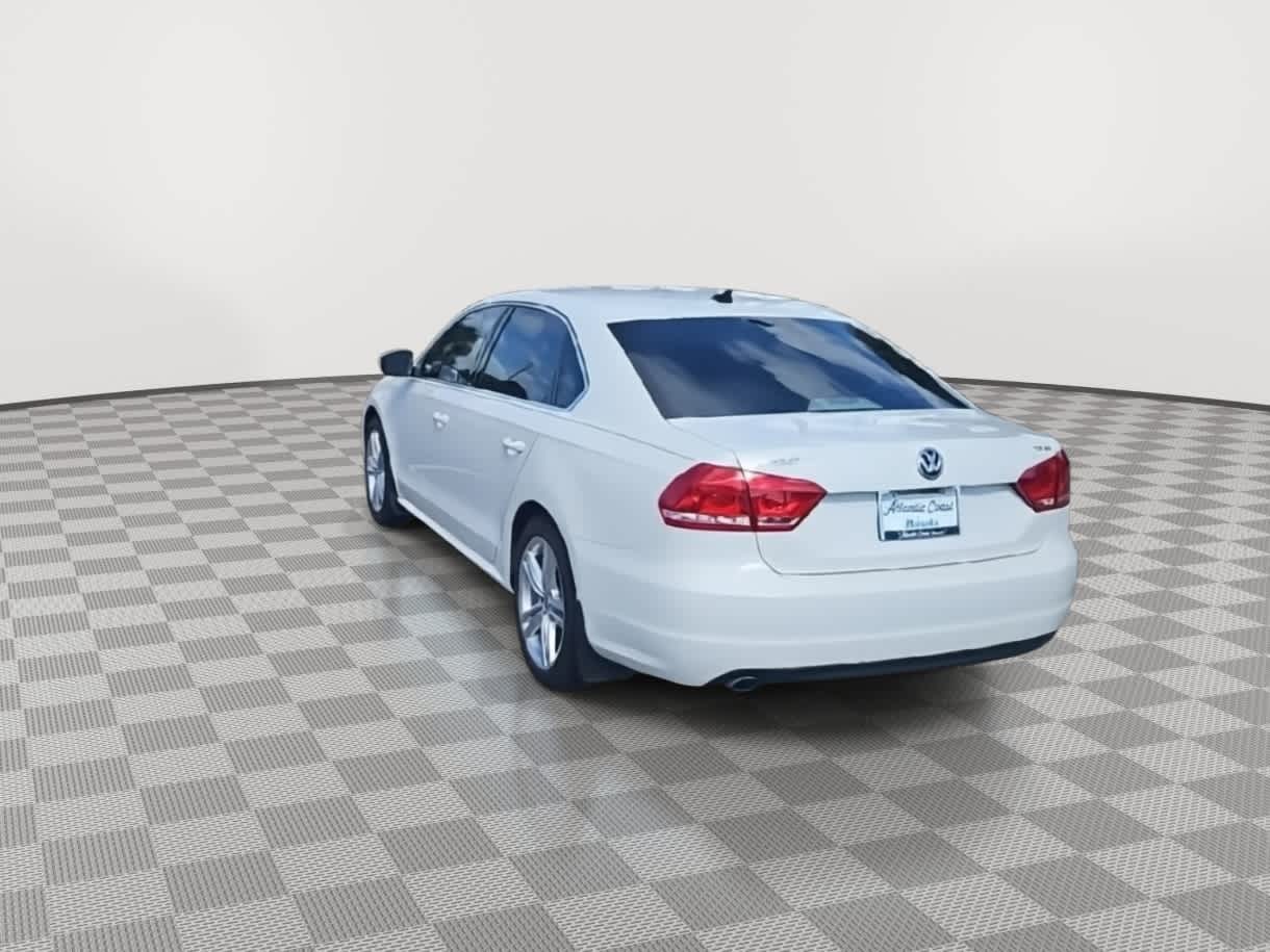 Thumbnail: 2015 Volkswagen Passat - 7