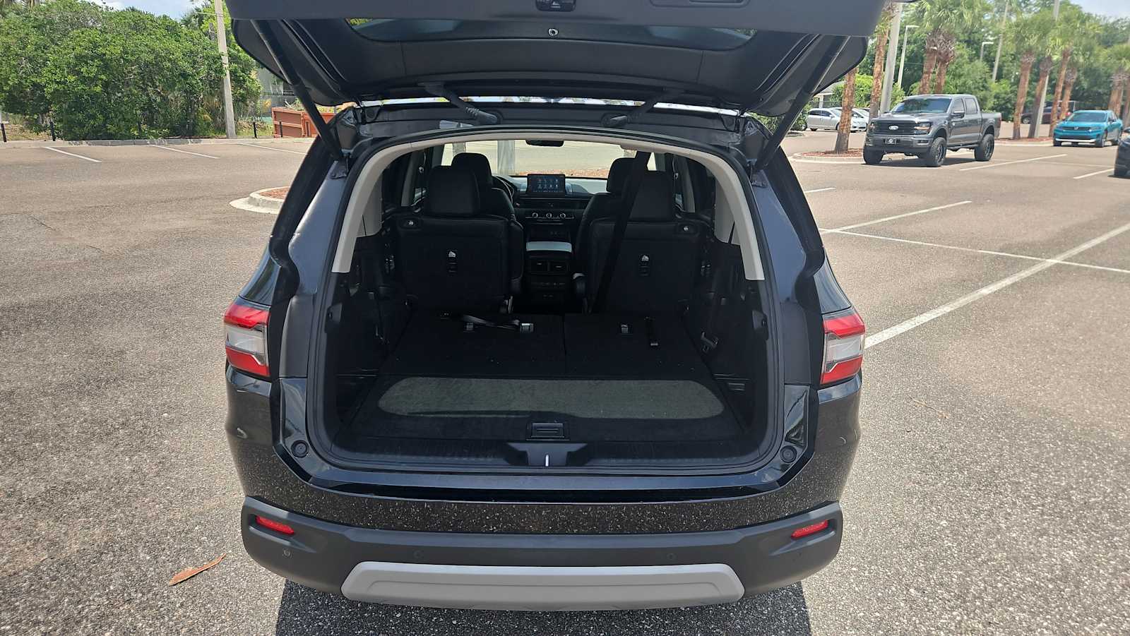Thumbnail: 2023 Honda Pilot - 21